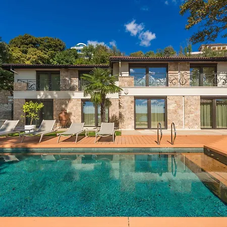 Διαμέρισμα Seaside Luxury Vacation - Balchik Ντόμπριτς